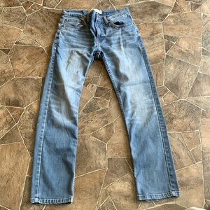 Levi’s 28x30 jeans